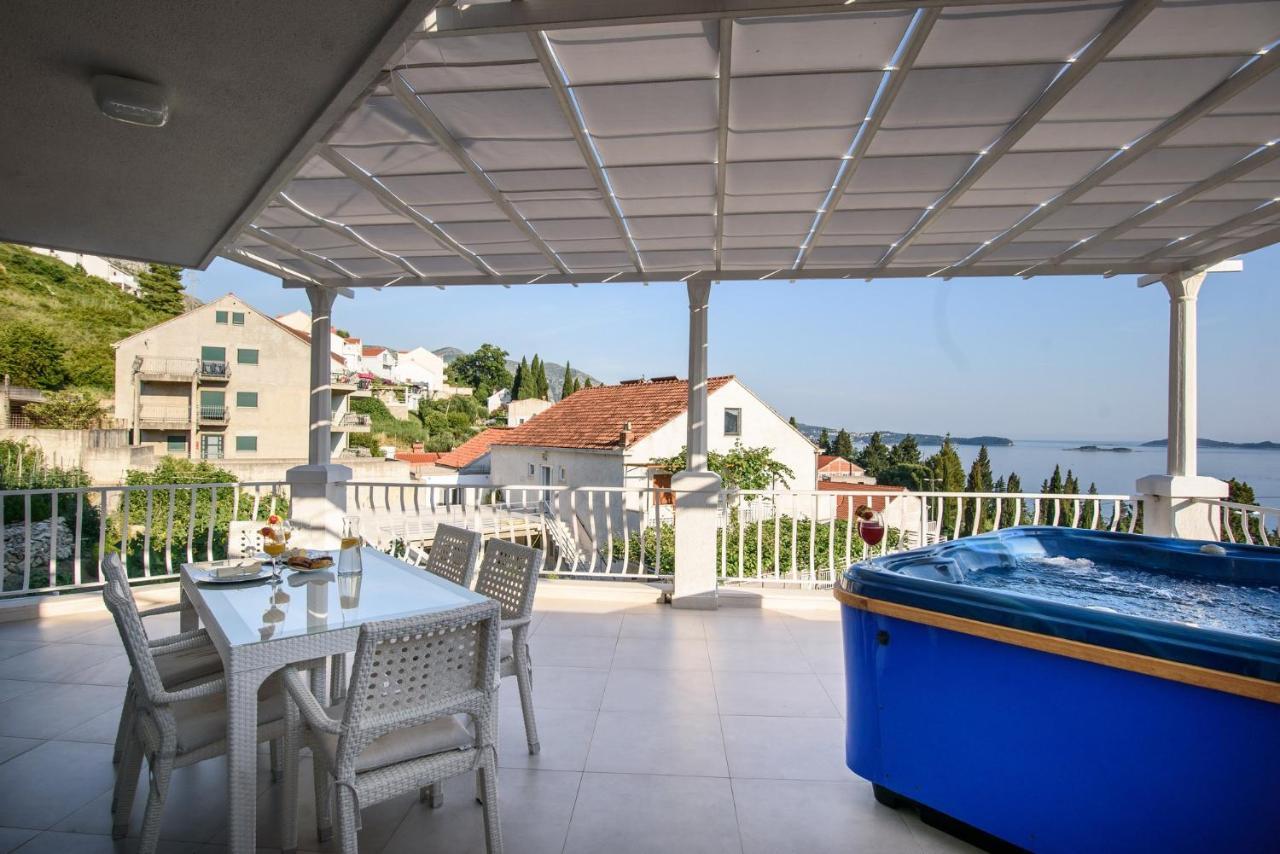 מליני Aurora Seaview Apartment מראה חיצוני תמונה