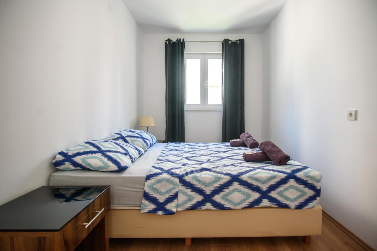 מליני Aurora Seaview Apartment מראה חיצוני תמונה