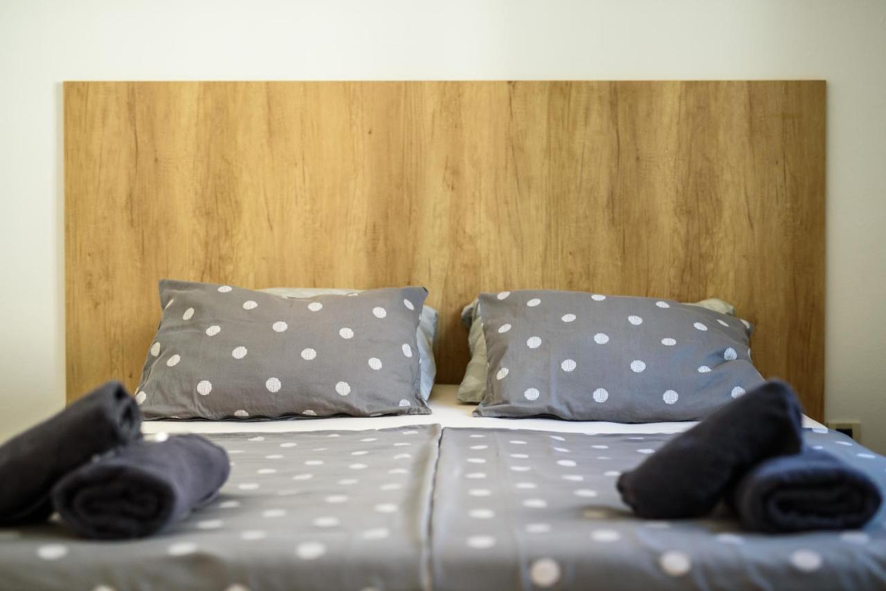 מליני Aurora Seaview Apartment מראה חיצוני תמונה