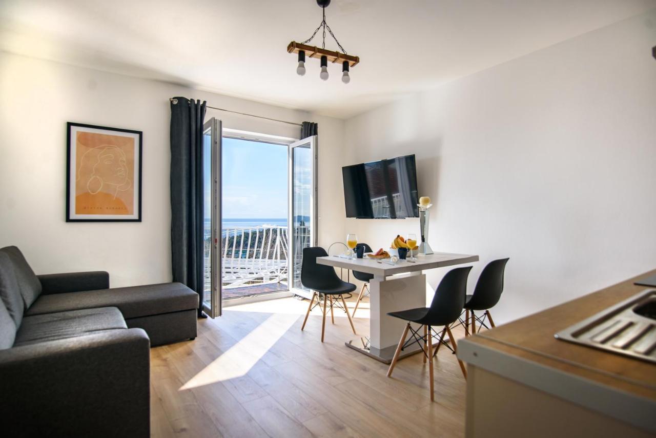 מליני Aurora Seaview Apartment מראה חיצוני תמונה