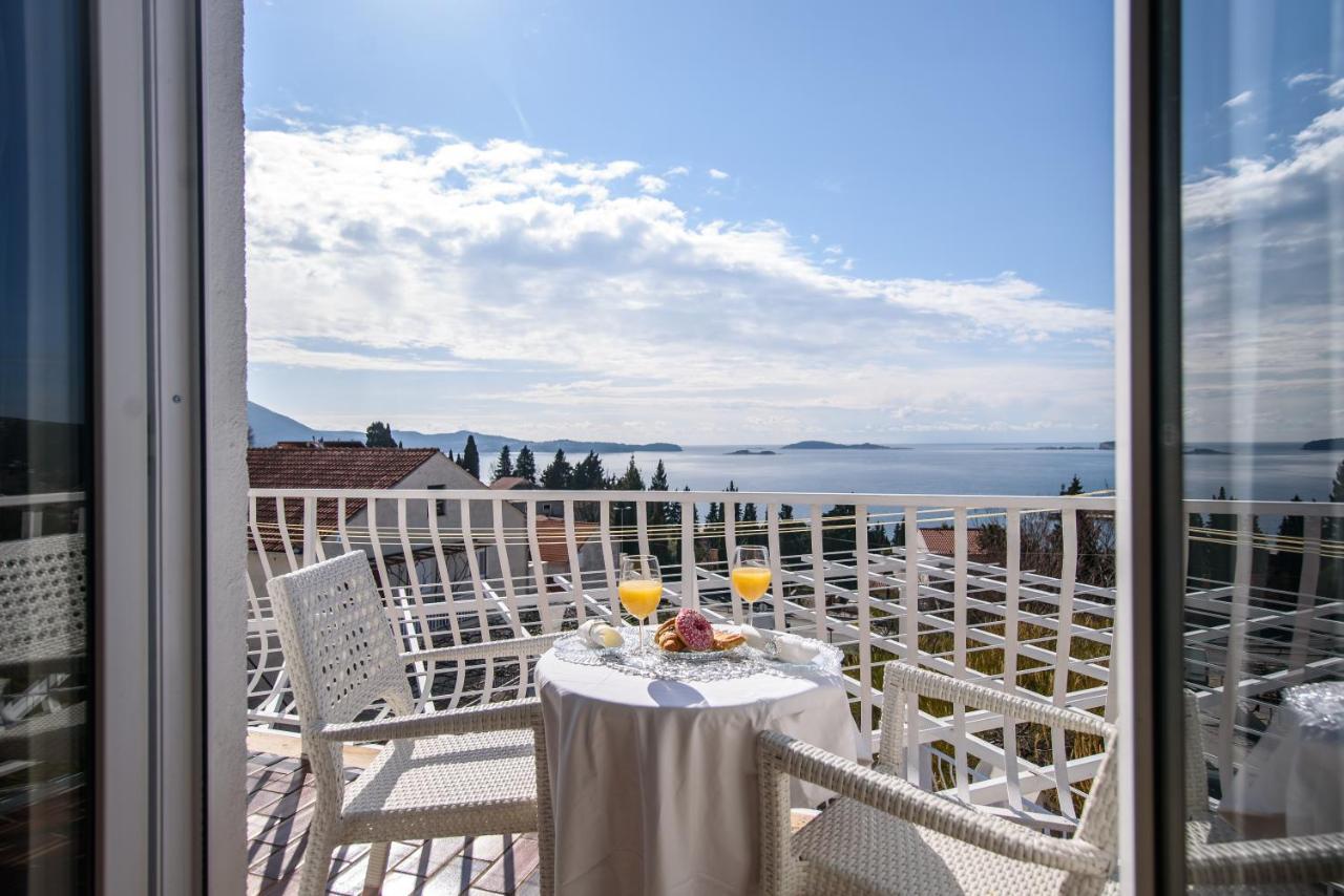 מליני Aurora Seaview Apartment מראה חיצוני תמונה