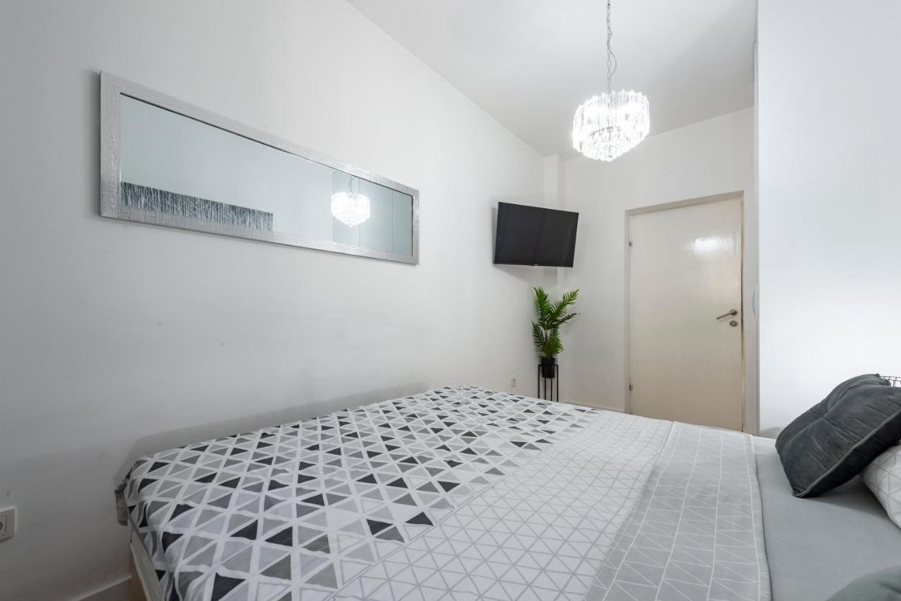 מליני Aurora Seaview Apartment מראה חיצוני תמונה